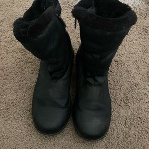 Size 8 all weather boots